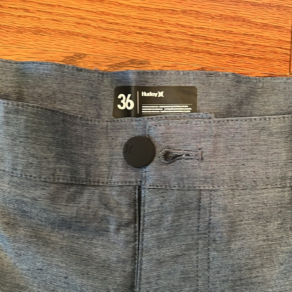 New Hurley H20 Dri 19” shorts - Picture 3 of 4